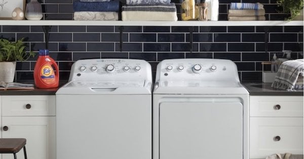 Best Affordable Washing Machine - GE vs Whirlpool - GE GTW465ASNWW Lifestyle Image