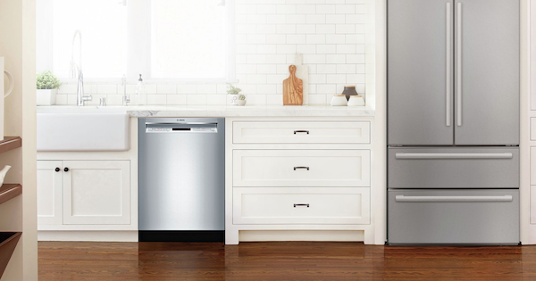 Above the Fold Image Bosch Dishwasher Reviews - Bosch Lifestyle Image SHEM63W55N