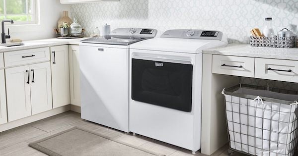 Above the Fold Image Maytag vs GE Top Load Washer - MVW6230HW Maytag Lifestyle