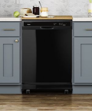 Dishwasher Sizes_Frigidaire FFPD1821MB Portable Dishwasher
