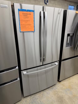 GE GWE22JYMFS French Door Refrigerator