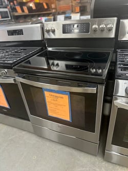 GE PB900YVFS Electric Range-2