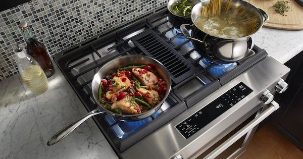 KitchenAid KSDG950ESS Downdraft Range Lifestyle Image