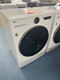 LG WM5500HWA Front Load Washer