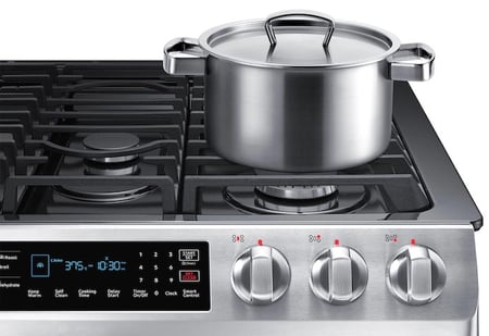 Range Buying Guide_Samsung NX58M9420SS Gas Range Slide In Stovetop Photo