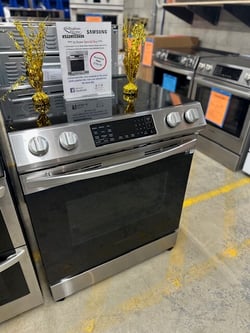 Samsung NE63BG8315SS Electric Range