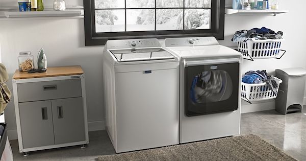 Above the Fold Image Largest Top Load Washer - Maytag Lifestyle Image